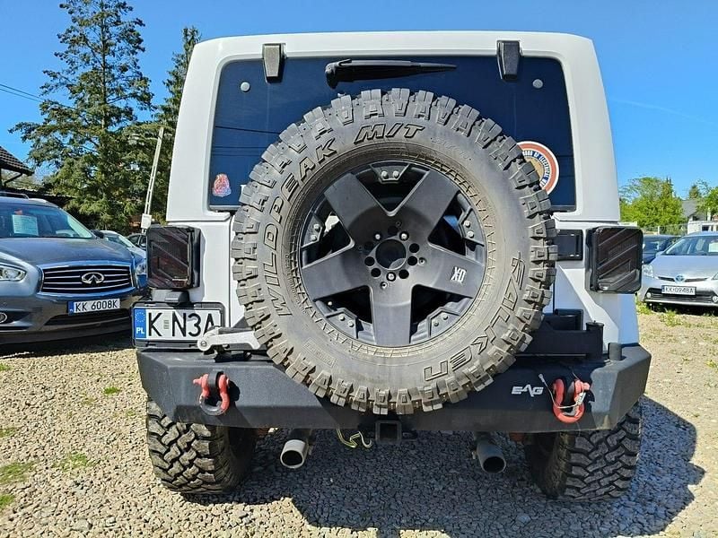 Używany Jeep Wrangler 286 KM (210 kW) 2012 Biały SUV