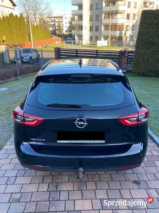 Używany Opel Insignia 2019 Czarny Kombi
