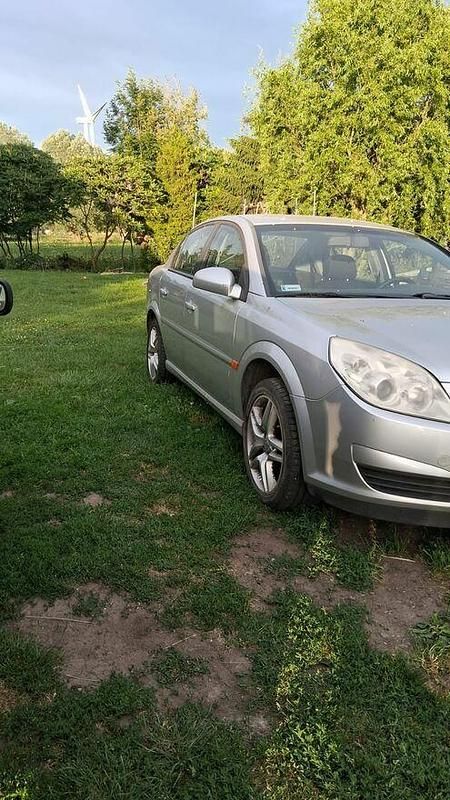 Inny kolor Używany 2005 Opel Vectra Coupe | 12 600 zł - Obraz 1/4