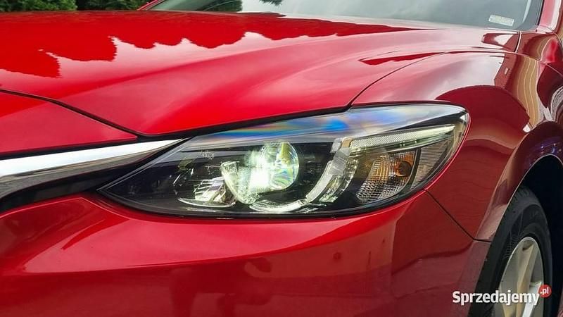 Używany Mazda 6 145 KM (106 kW) 2016 Czerwony Sedan/Limuzyna