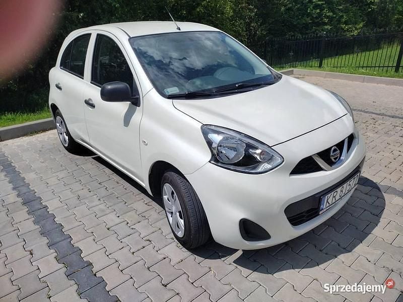 Biały Używany 2015 Nissan Micra Hatchback | 20 000 zł (Uczciwa cena) - Obraz 1/4