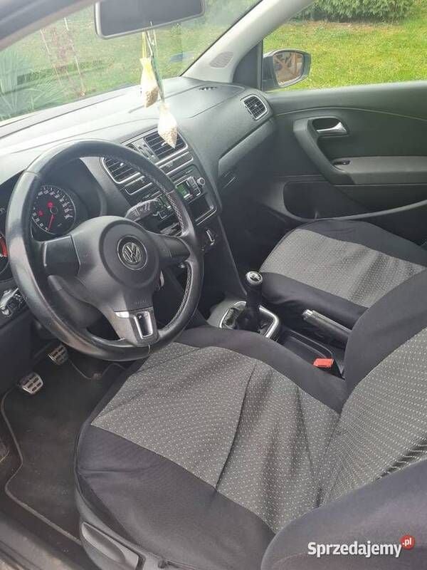 Biały Używany 2011 VW Polo Sedan/Limuzyna | 21 500 zł (Dość drogi) - Obraz 1/2