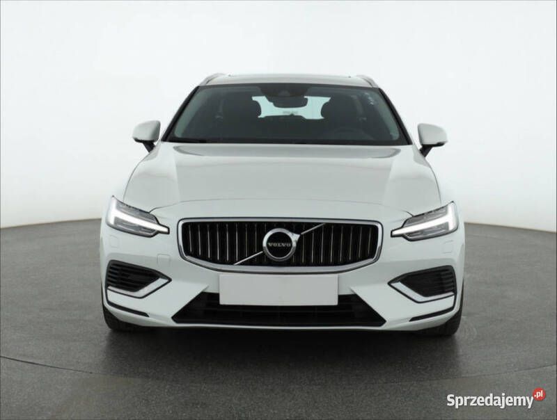 Biały Używany 2019 Volvo V60 Kombi | 116 999 zł (Uczciwa cena) - Obraz 1/4