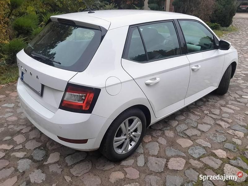 Używany Skoda Fabia 2021 Biały Hatchback