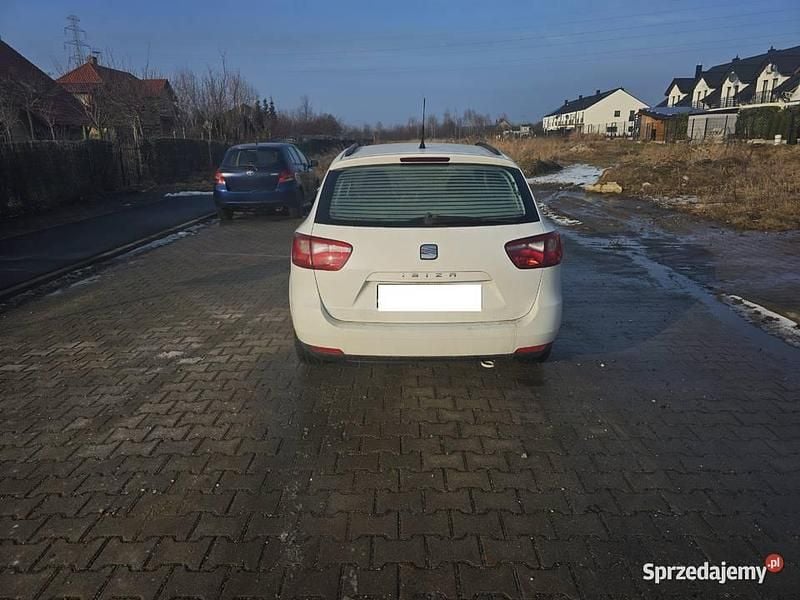Używany Seat Ibiza ST 2013 Biały Kombi