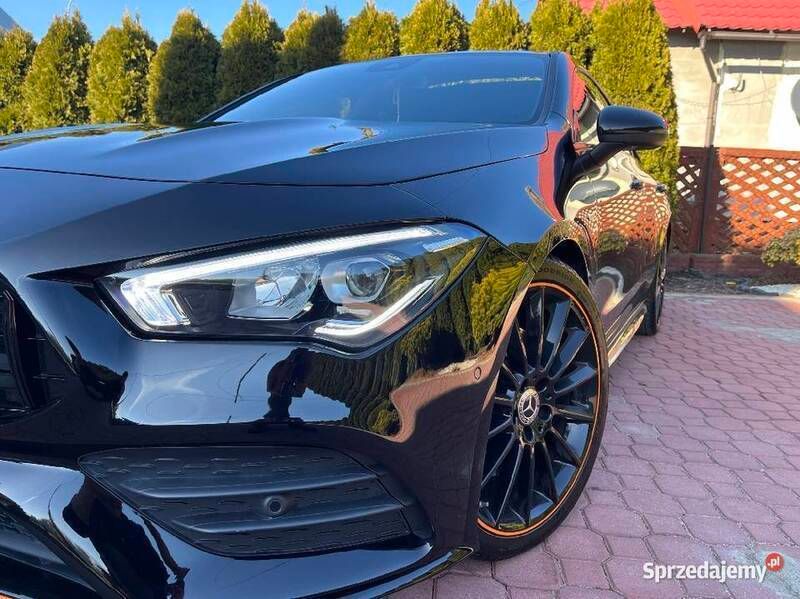 Używany Mercedes CLA200 2019 Czarny Coupe