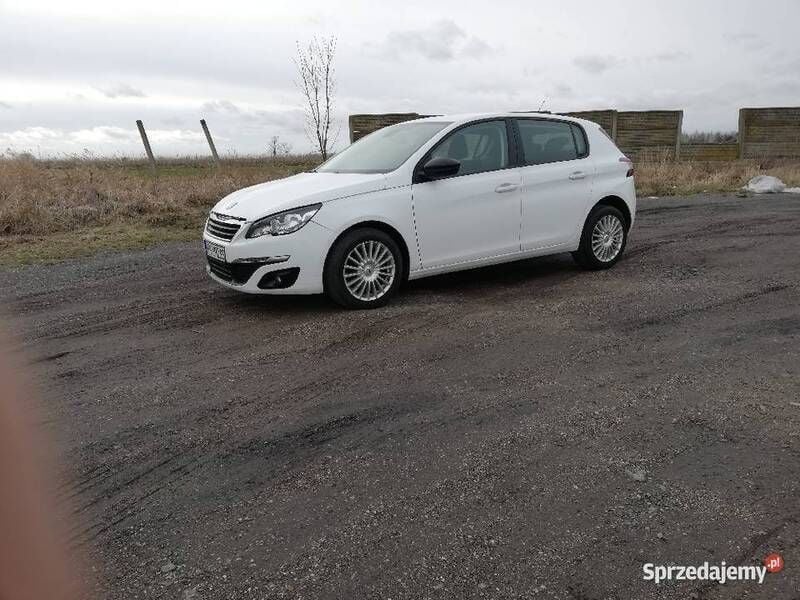 Biały Używany 2016 Peugeot 308 Hatchback | 28 500 zł (Uczciwa cena) - Obraz 1/4