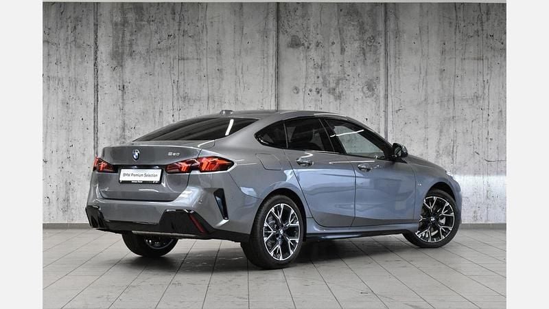 Używany BMW 220 Shadowline 156 KM (114 kW) 2025 Szary skyscraper metalizowany Coupe