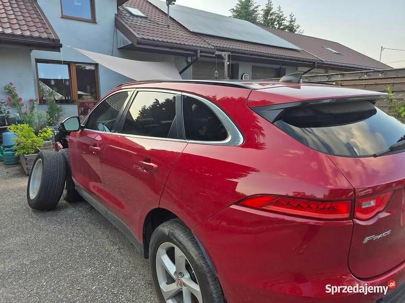 Używany 2020 Jaguar F-Pace SUV | 78 000 zł - Obraz 1/4