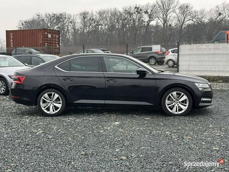 Używany Skoda Superb Style 280 KM (205 kW) 2020 Czarny Sedan/Limuzyna