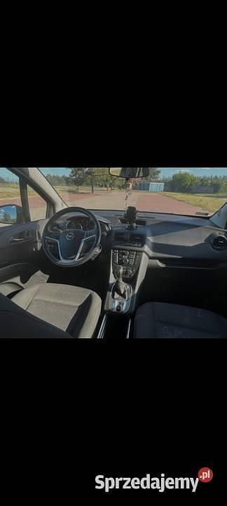 Używany Opel Meriva 2011 Czarny Minivan