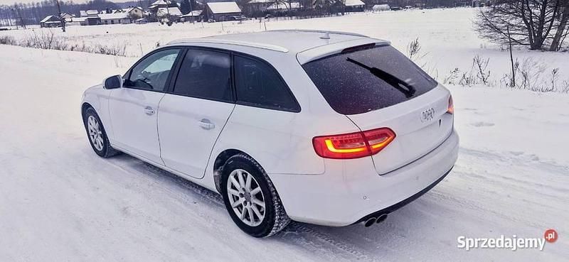 Używany Audi A4 Comfort 2013 Biały Kombi