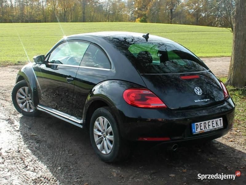 Używany VW Beetle 105 KM (77 kW) 2012 Czarny Hatchback