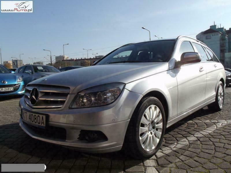 Srebrny (metalik) Używany 2008 Mercedes 240 Kombi | 39 900 zł - Obraz 1/4