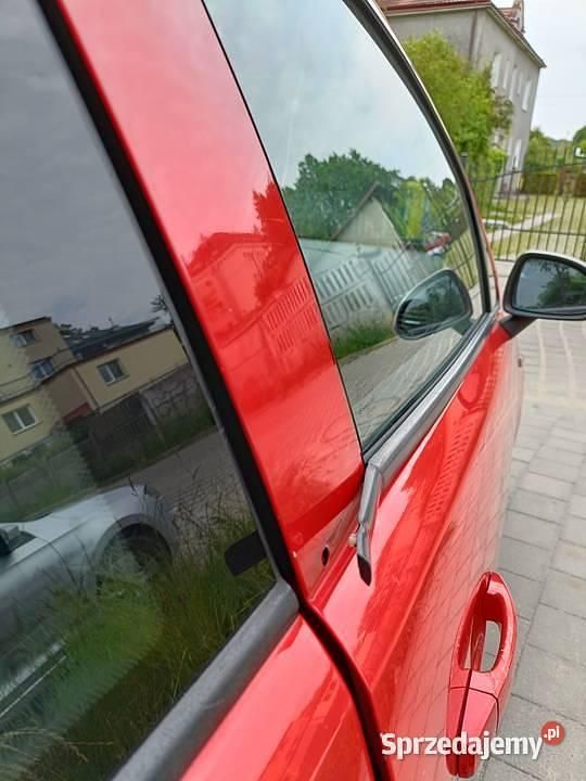 Używany Opel Corsa 2007 Czerwony Hatchback