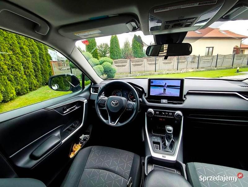 Używany Toyota RAV4 203 KM (149 kW) 2020 Biały SUV