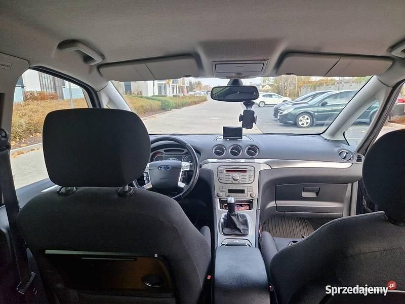 Używany Ford S-MAX S 145 KM (106 kW) 2007 Czarny Minivan