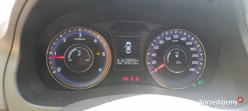 Używany Hyundai i40 2014 Srebrny Sedan/Limuzyna