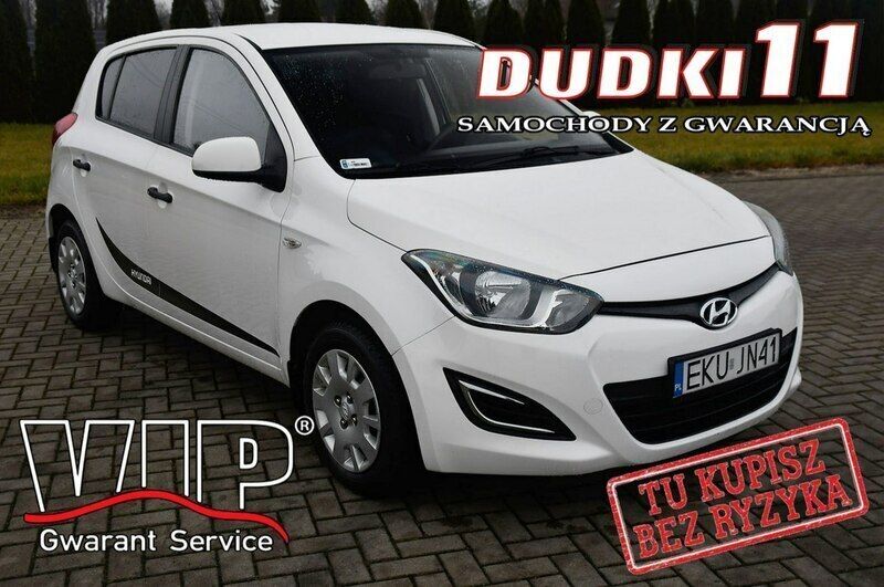 Biały Używany 2012 Hyundai i20 Hatchback | 13 900 zł (Dość drogi) - Obraz 1/4