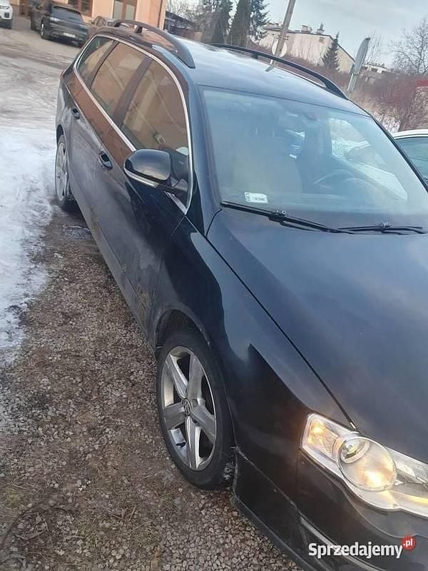 Używany VW Passat 2009 Czarny Kombi