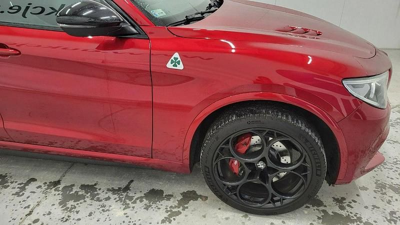 Używany Alfa Romeo Stelvio Quadrifoglio 510 KM (375 kW) 2022 Czerwony SUV