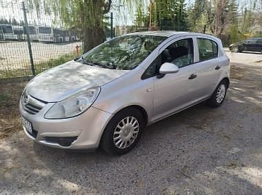 Używany Opel Corsa 75 KM (55 kW) 2008 Srebrny Hatchback