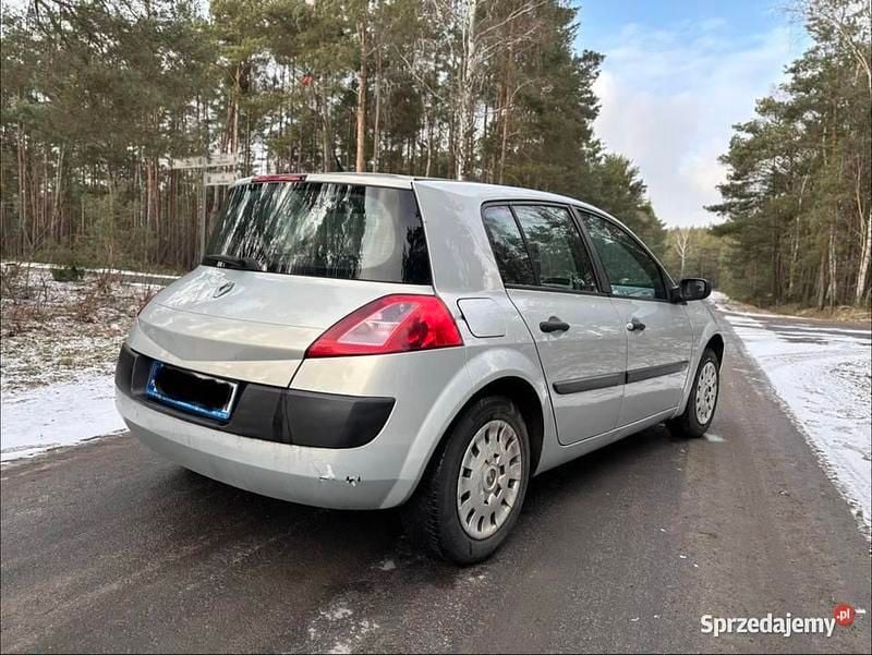 Używany Renault Mégane II 2003 Srebrny Coupe