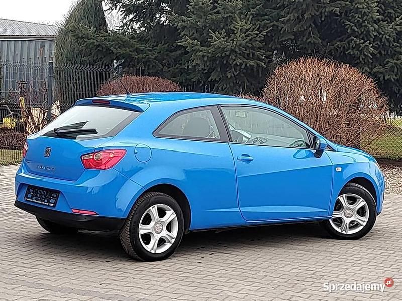 Używany Seat Ibiza 2009 Niebieski Hatchback
