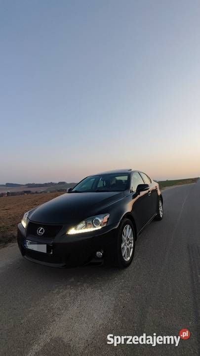 Czarny Używany 2013 Lexus IS250 | 58 900 zł - Obraz 1/4