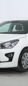 Używany Kia Rio 101 KM (74 kW) 2022 Biały Hatchback