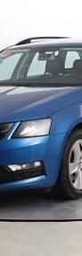 Używany Skoda Octavia 150 KM (110 kW) 2019 Niebieski Kombi