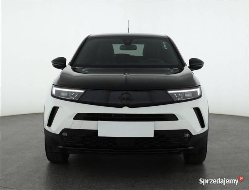 Biały Używany 2021 Opel Mokka SUV | 74 999 zł (Uczciwa cena) - Obraz 1/4