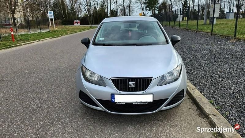 Srebrny Używany 2009 Seat Ibiza Hatchback | 12 400 zł (Dobra cena) - Obraz 1/4
