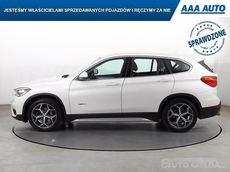 Używany BMW X1 136 KM (100 kW) 2016 Biały SUV