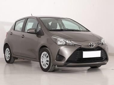 Beżowy Używany 2019 Toyota Yaris Hatchback | 48 999 zł (Uczciwa cena) - Obraz 1/2