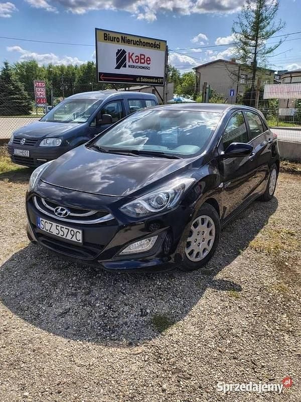 Czarny Używany 2013 Hyundai i30 Hatchback | 19 600 zł (Uczciwa cena) - Obraz 1/4