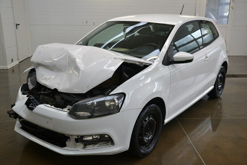 Biały Używany 2016 VW Polo Hatchback | 9800 zł - Obraz 1/4
