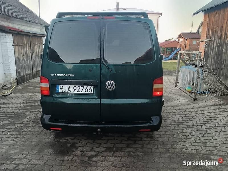 Używany VW Caravelle 2008 Zielony Minivan