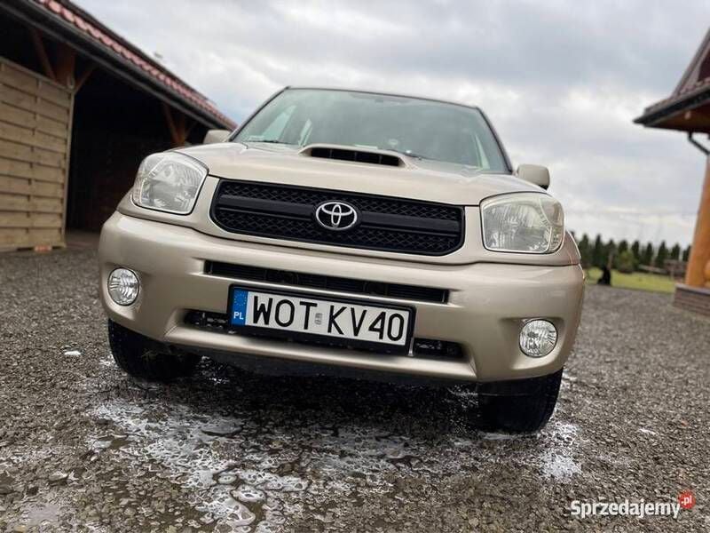 Używany Toyota RAV4 116 KM (85 kW) 2005 Złoty SUV