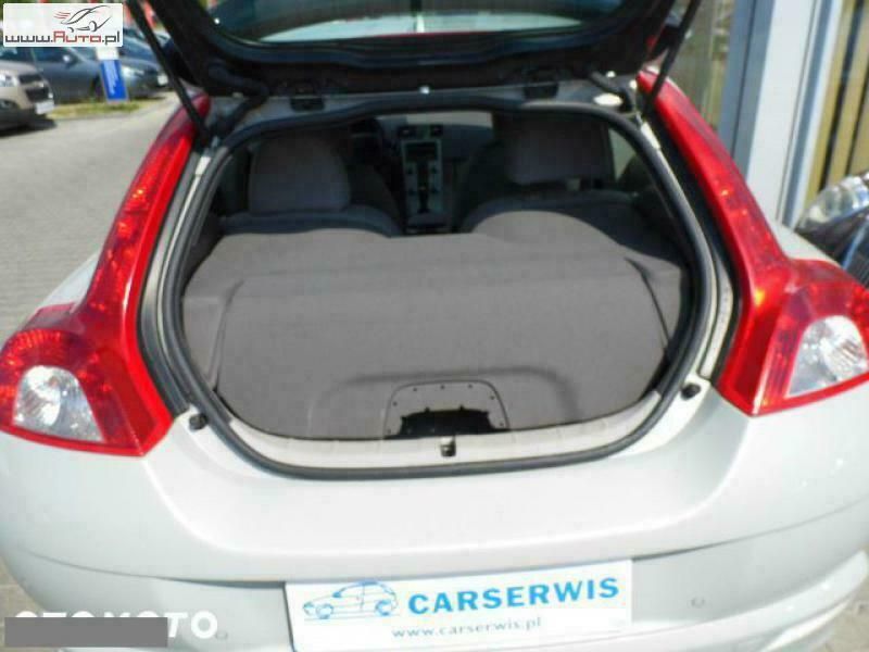 Używany Volvo C30 100 KM (73 kW) 2008 Zielony (metalik) Hatchback