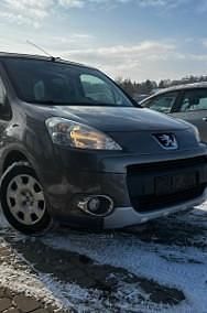 Używany Peugeot Partner 110 KM (80 kW) 2011 Szary Minivan