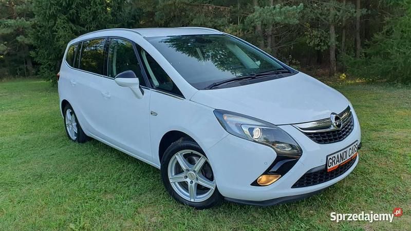 Używany Opel Zafira Tourer 136 KM (100 kW) 2014 Biały Minivan