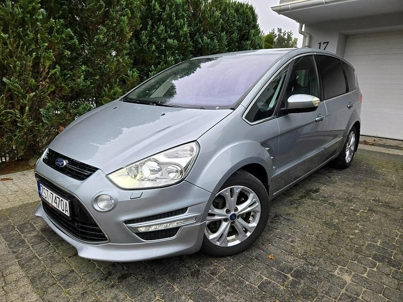 Używany Ford S-MAX S 240 KM (176 kW) 2013 Szary (metalik) Minivan