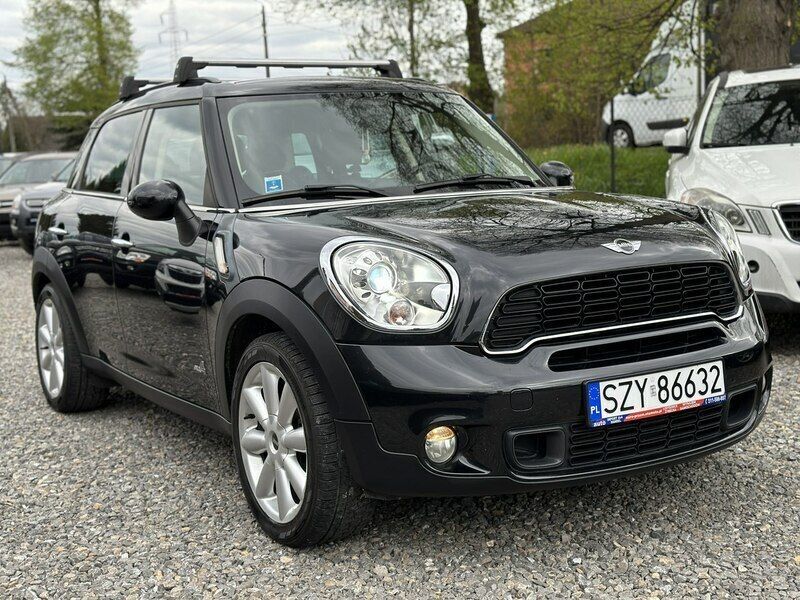 Używany Mini Countryman 141 KM (103 kW) 2015 Czarny (metalik) SUV