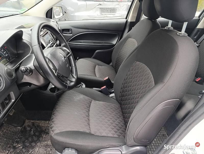 Używany Mitsubishi Space Star 2021 Hatchback
