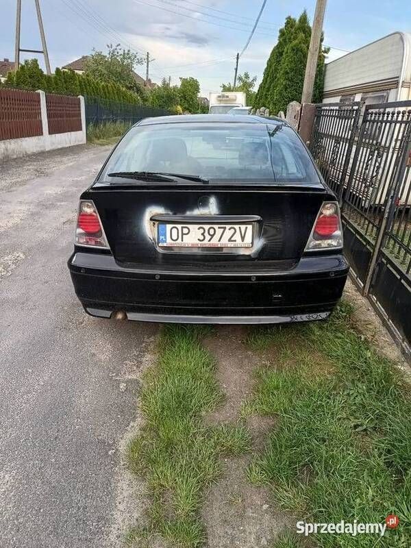 Używany BMW 320 150 KM (110 kW) 2003 Czarny Sedan/Limuzyna