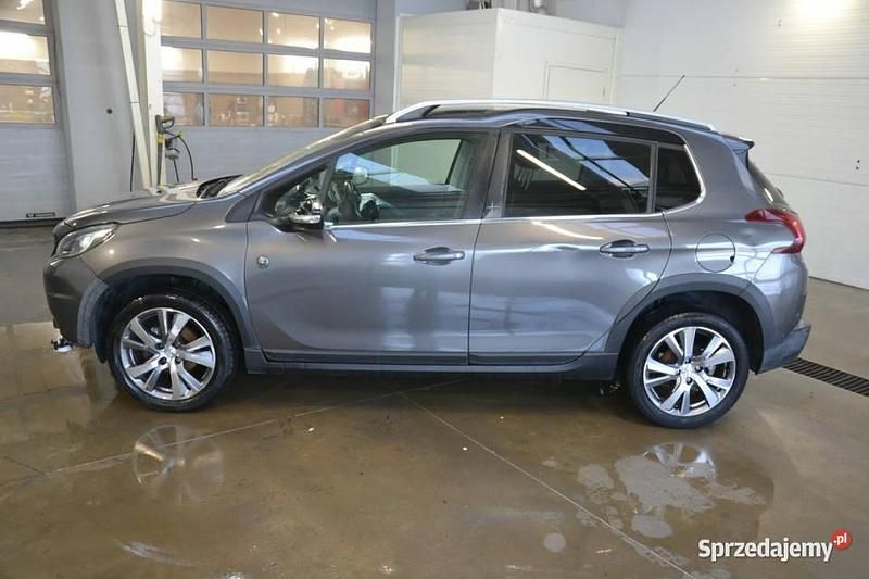 Używany Peugeot 2008 Crossway 100 KM (73 kW) 2019 Szary SUV