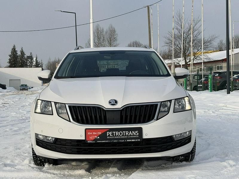 Używany Skoda Octavia 150 KM (110 kW) 2017 Biały Kombi