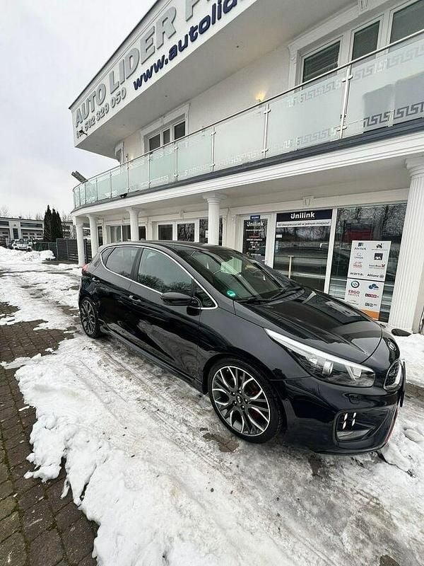 Używany Kia Ceed Turbo 2014 Czarny Hatchback