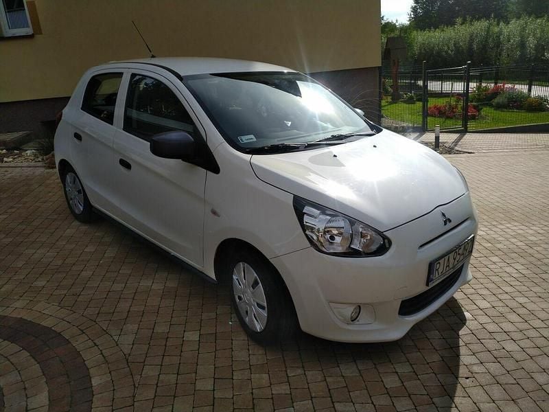 Używany Mitsubishi Space Star 71 KM (52 kW) 2015 Biały Hatchback